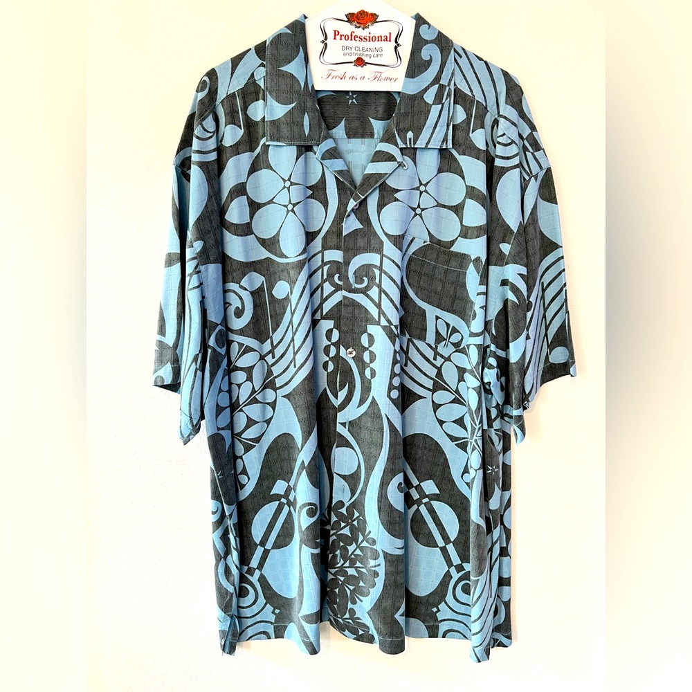 Tommy Bahama XXL